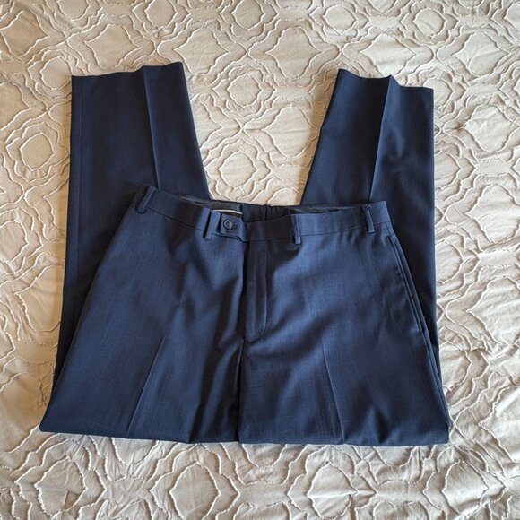 Collection by Michael Strahan Modern Fit Navy Suit - Picture 9 of 12